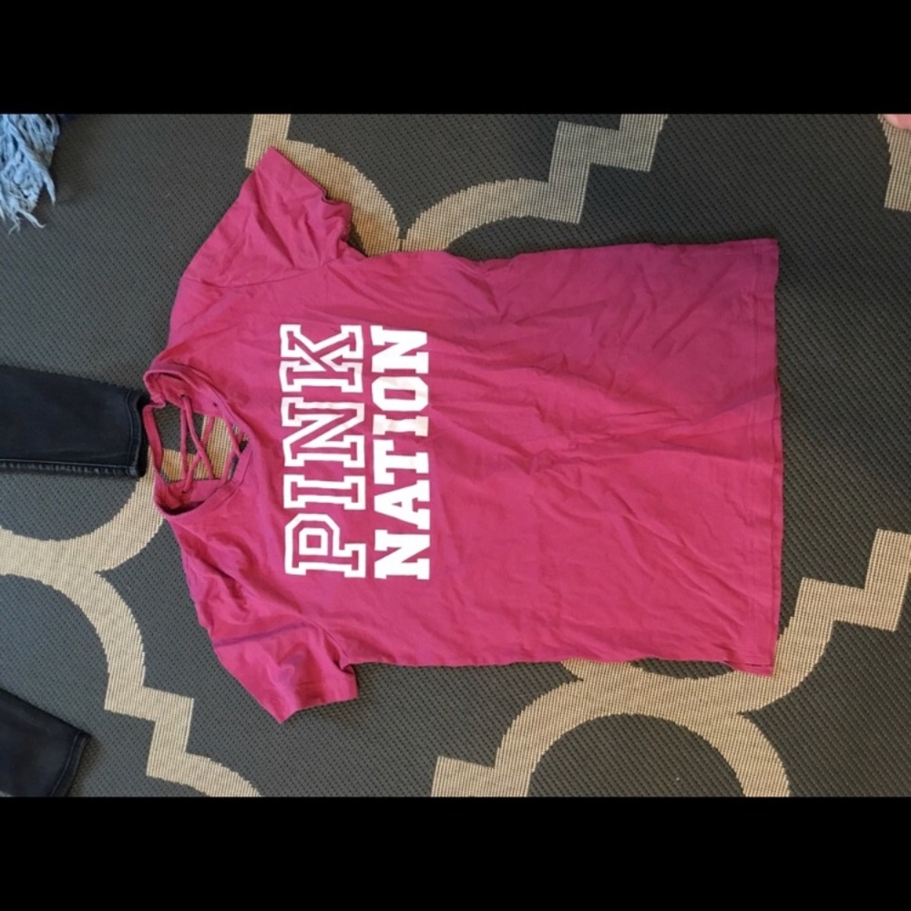 Victoria’s Secret PINK tee